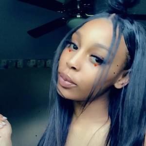 Meet your Posher, Jada